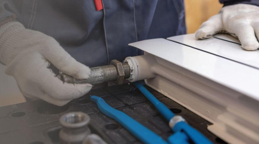 Burst Pipe Repair in Victoria, IL